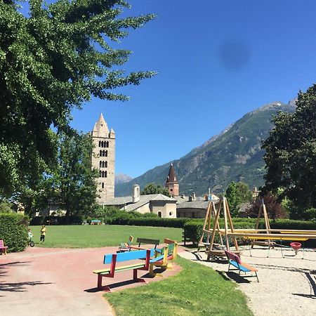 Living Aosta Valley 外观 照片