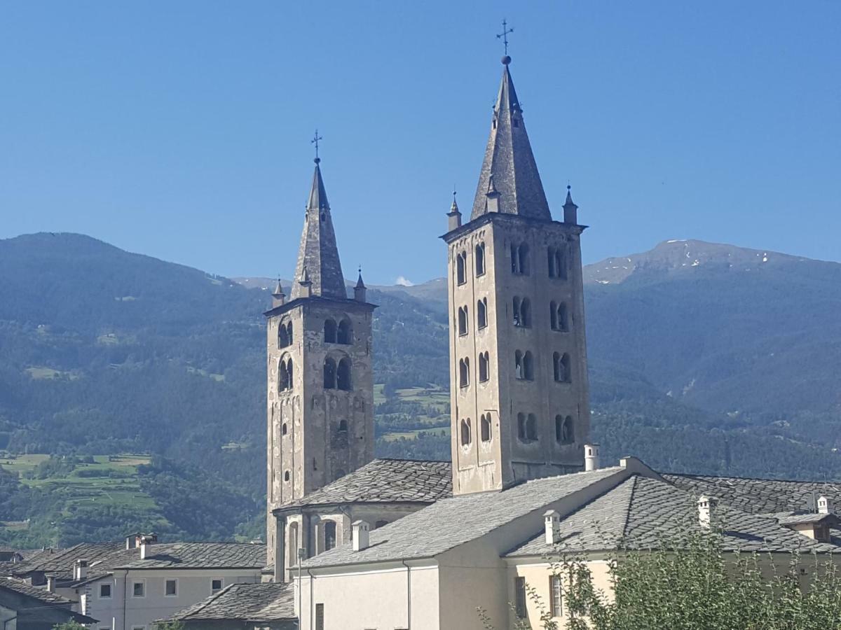 Living Aosta Valley 外观 照片